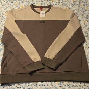 Guess Men's Crewneck Sweater - Brown and Cream